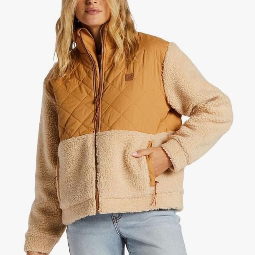 BILLABONG Women's Caramel Size Medium Quilted Sherpa Jacket